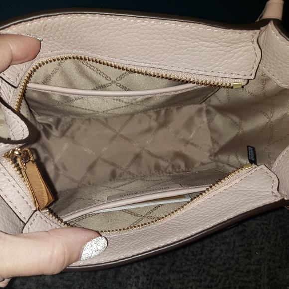 Michael Kors bag - Picture 5 of 6